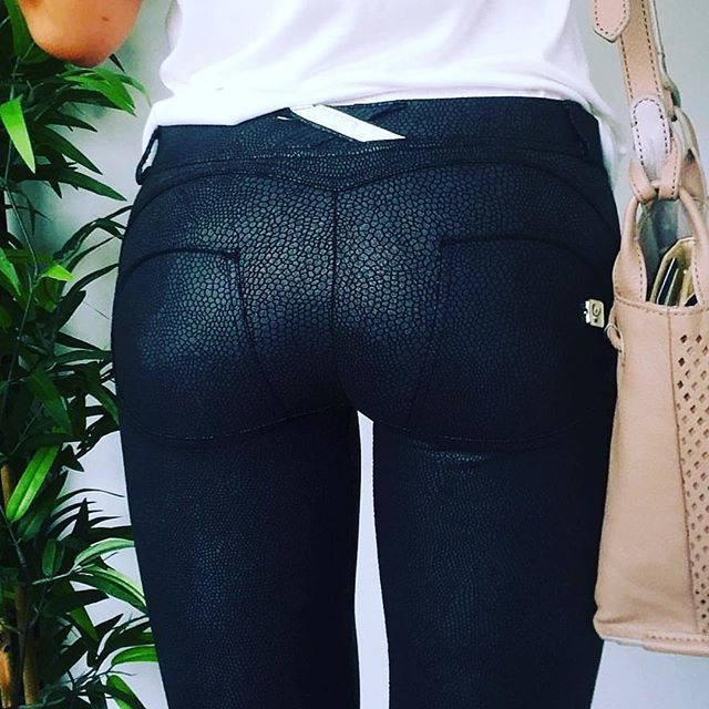 Shop Livify Insta - This Python Italian designed Pant offers the